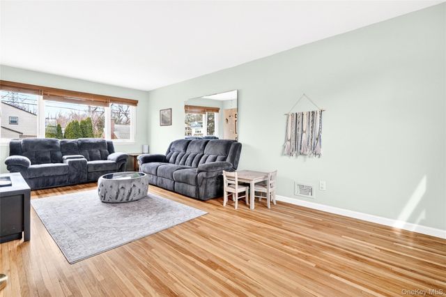 959 Hartsdale Road, White Plains, NY 10607