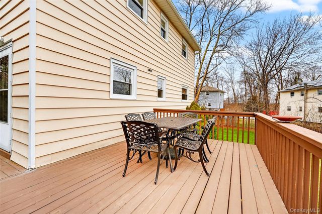 959 Hartsdale Road, White Plains, NY 10607