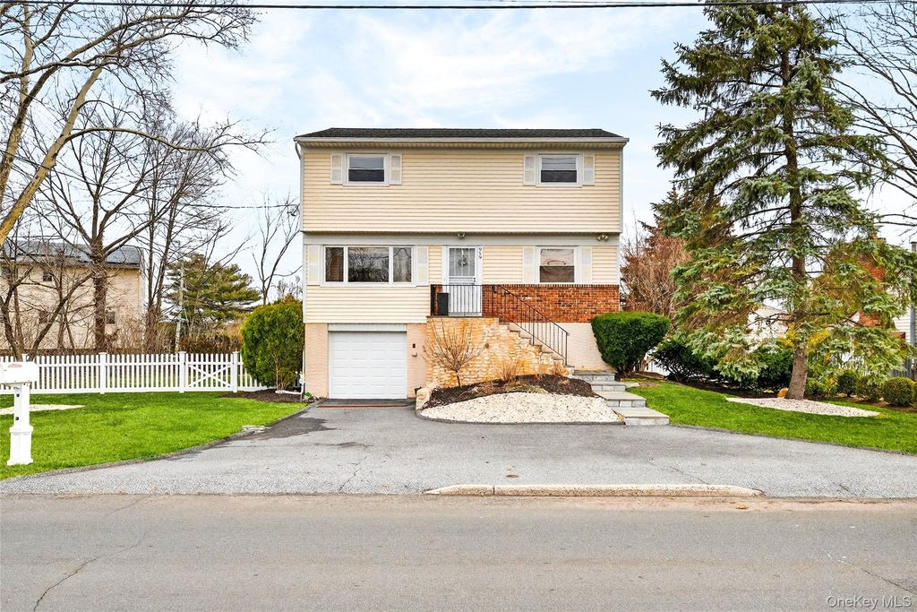 959 Hartsdale Road, White Plains, NY 10607