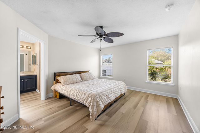 3808 FALCON CREST Drive, Green Cove Springs, FL 32043