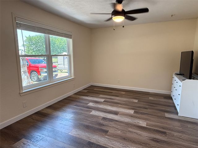 1609 E Thomas Street, Sherman, TX 75090