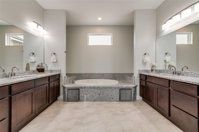 3128 Koscher Drive, Grand Prairie, TX 75104