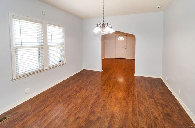 1140 Covert Avenue, Evansville, IN 47714