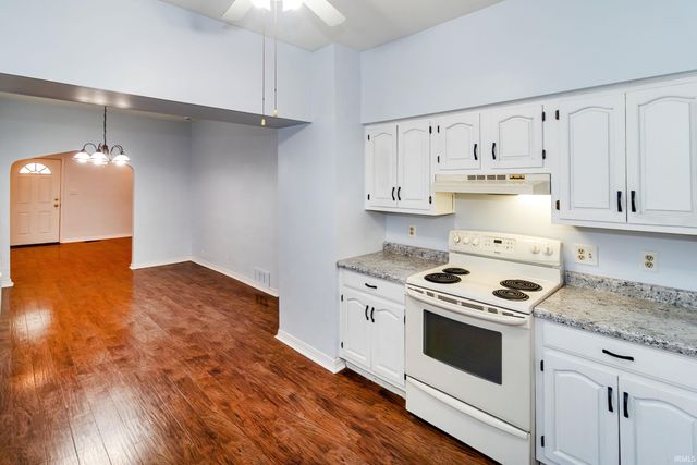1140 Covert Avenue, Evansville, IN 47714