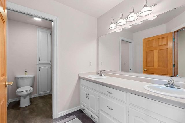 2851 GENTLE HILLS COURT, De Pere, WI 54115