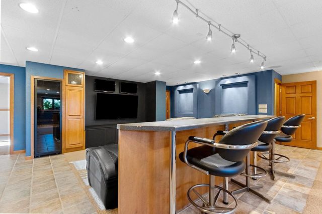 2851 GENTLE HILLS COURT, De Pere, WI 54115