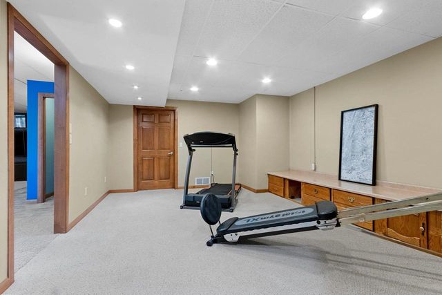 2851 GENTLE HILLS COURT, De Pere, WI 54115