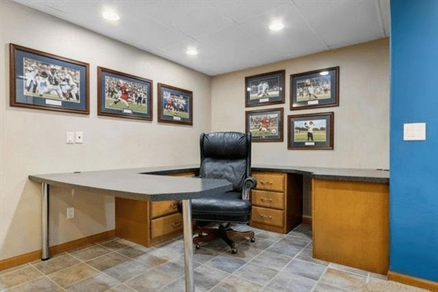 2851 GENTLE HILLS COURT, De Pere, WI 54115