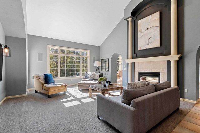 2851 GENTLE HILLS COURT, De Pere, WI 54115