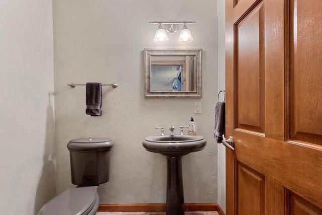 2851 GENTLE HILLS COURT, De Pere, WI 54115