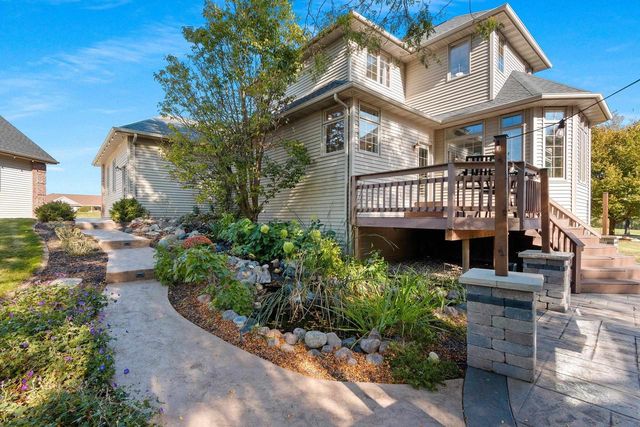 2851 GENTLE HILLS COURT, De Pere, WI 54115