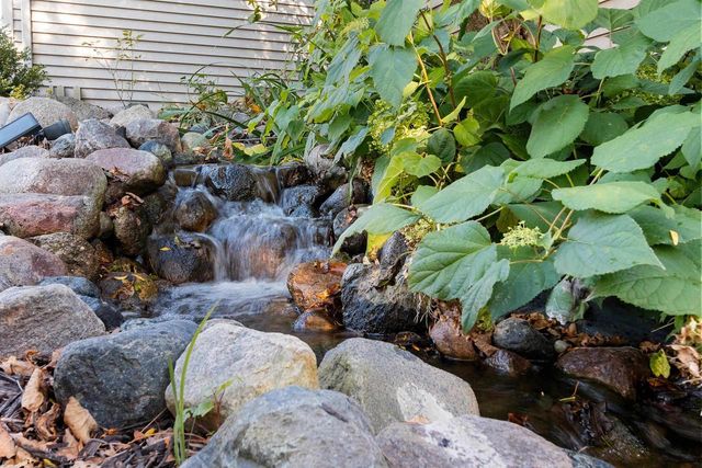 2851 GENTLE HILLS COURT, De Pere, WI 54115