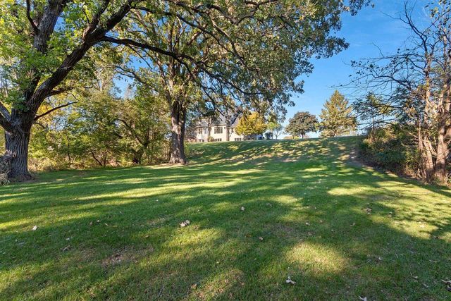 2851 GENTLE HILLS COURT, De Pere, WI 54115