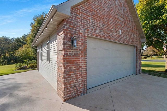 2851 GENTLE HILLS COURT, De Pere, WI 54115