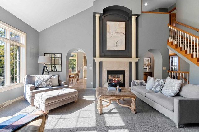 2851 GENTLE HILLS COURT, De Pere, WI 54115