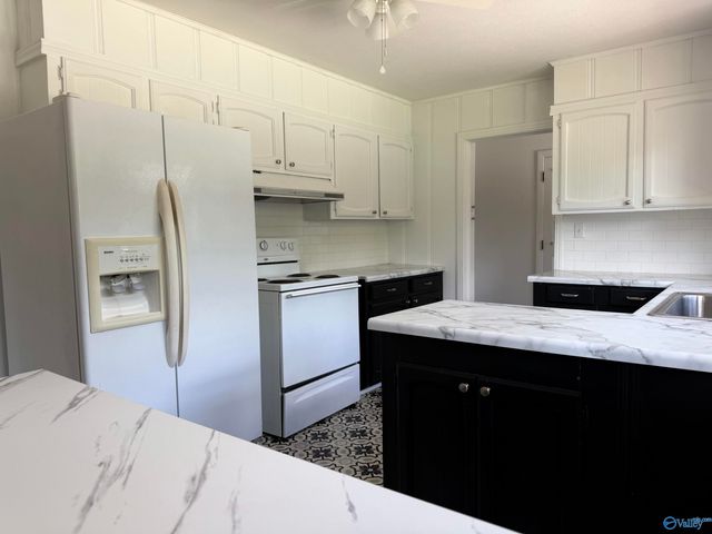 1203 Alcott Road, Gadsden, AL 35901