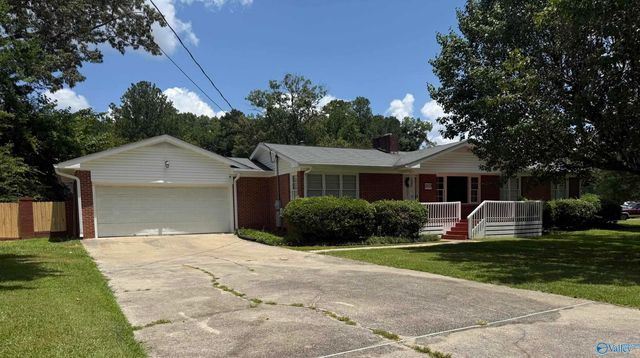 1203 Alcott Road, Gadsden, AL 35901
