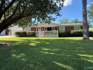 1203 Alcott Road, Gadsden, AL 35901
