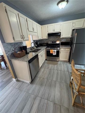 2578 Shadowbrook Drive, Decatur, GA 30034