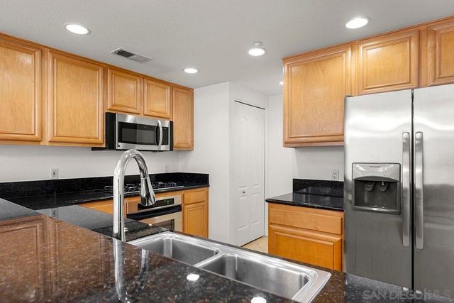 1501 India Street 508, San Diego, CA 92101