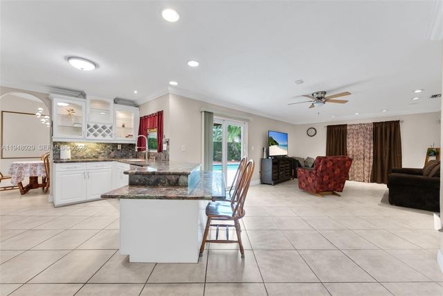 11628 SW 50th St, Cooper City, FL 33330