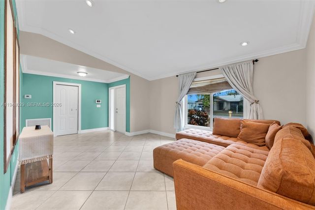 11628 SW 50th St, Cooper City, FL 33330