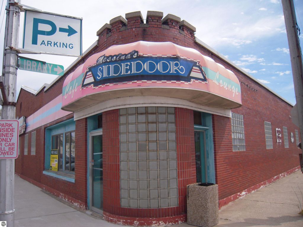 Image 24 of property listing at 0000 Deer Ridge Trail, Beulah, MI 49617