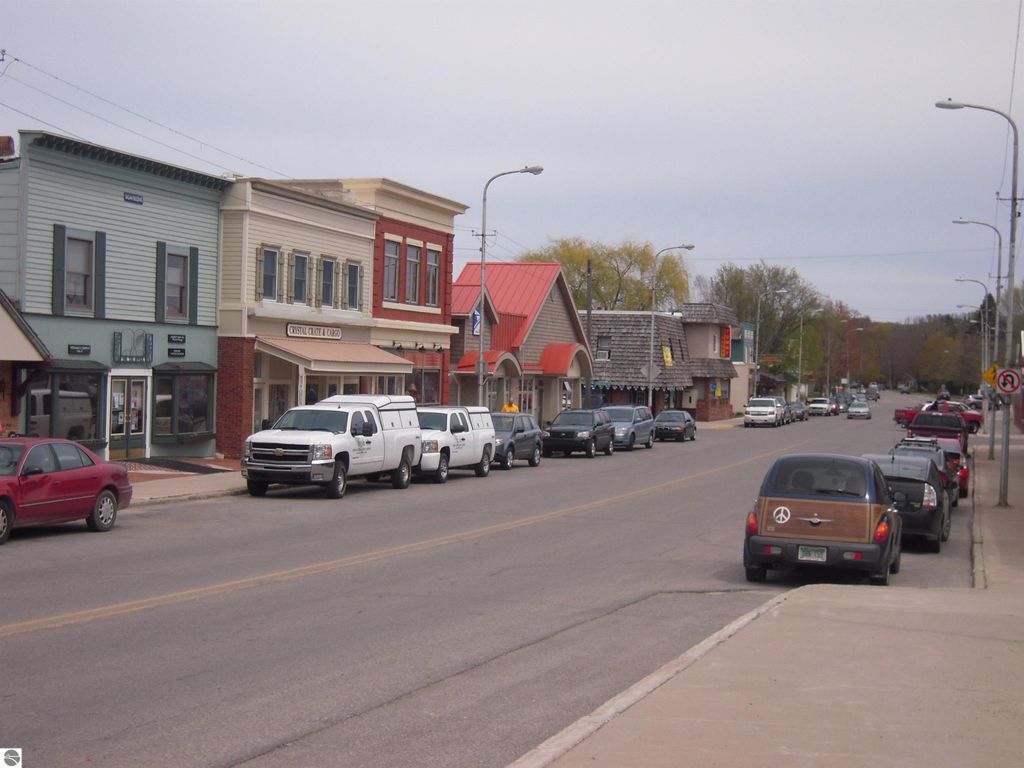 Image 28 of property listing at 0000 Deer Ridge Trail, Beulah, MI 49617