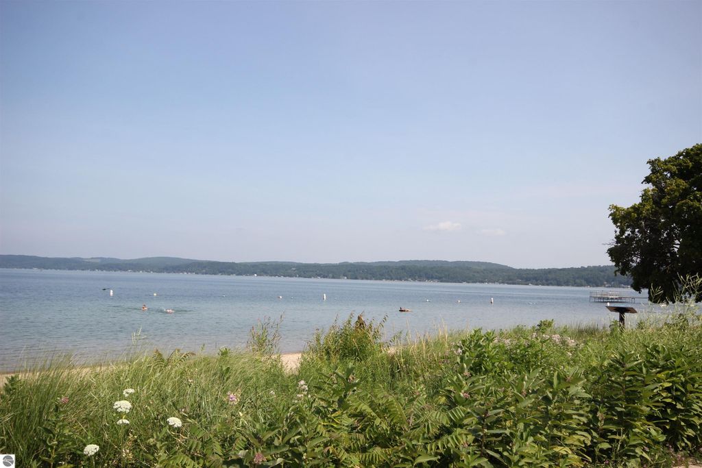 Image 32 of property listing at 0000 Deer Ridge Trail, Beulah, MI 49617