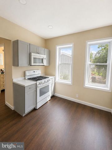 116 ROBERTSON AVE, Morrisville, PA 19067