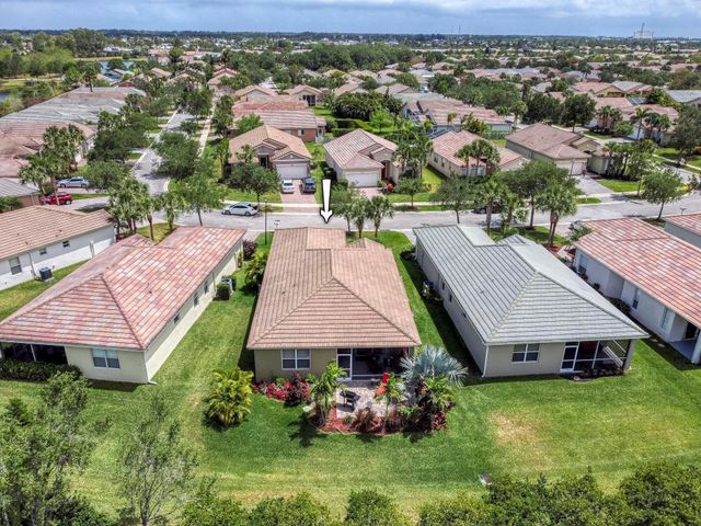9570 SW Flowermound Circle, Port St Lucie, FL 34987