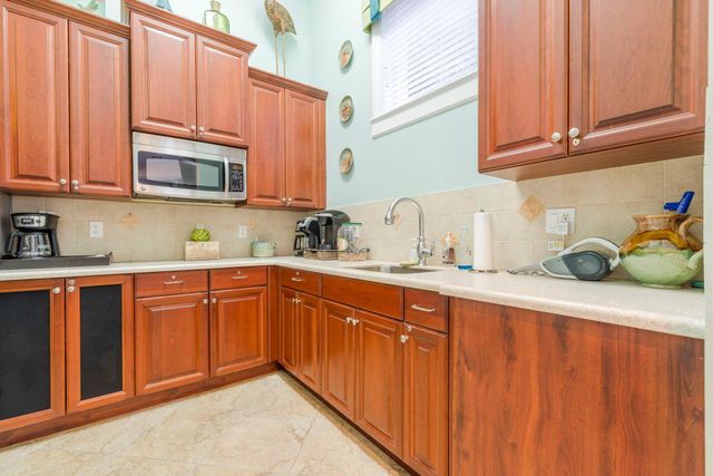 9570 SW Flowermound Circle, Port St Lucie, FL 34987