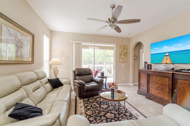 9570 SW Flowermound Circle, Port St Lucie, FL 34987