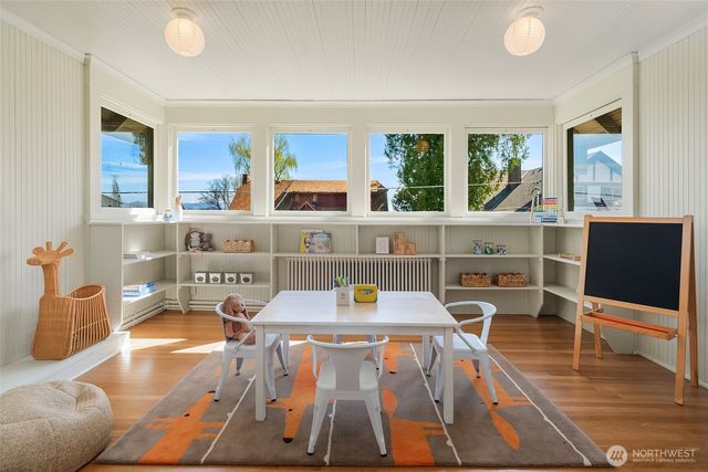 1212 21st Avenue E, Seattle, WA 98112