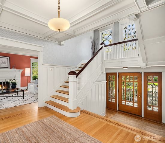 1212 21st Avenue E, Seattle, WA 98112