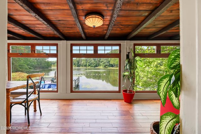 10C Edgemere Drive, Matawan, NJ 07747