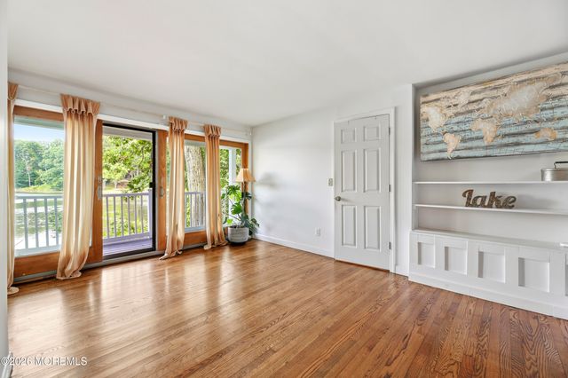 10C Edgemere Drive, Matawan, NJ 07747