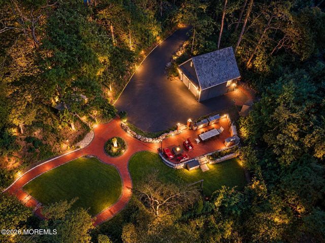 10C Edgemere Drive, Matawan, NJ 07747
