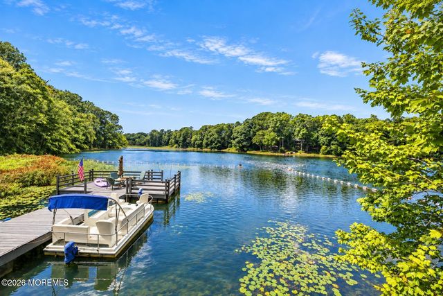 10C Edgemere Drive, Matawan, NJ 07747