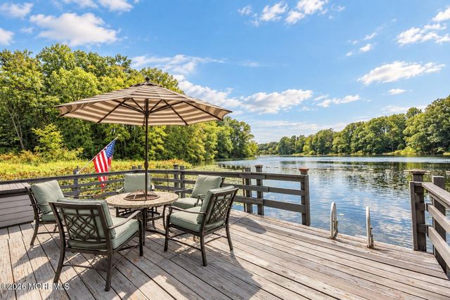 10C Edgemere Drive, Matawan, NJ 07747