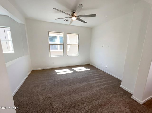 1952 S FOLLETT Way, Gilbert, AZ 85295