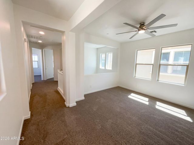 1952 S FOLLETT Way, Gilbert, AZ 85295