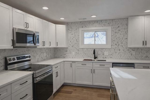 7291 Robin Ridge Lane, Strafford, MO 65757