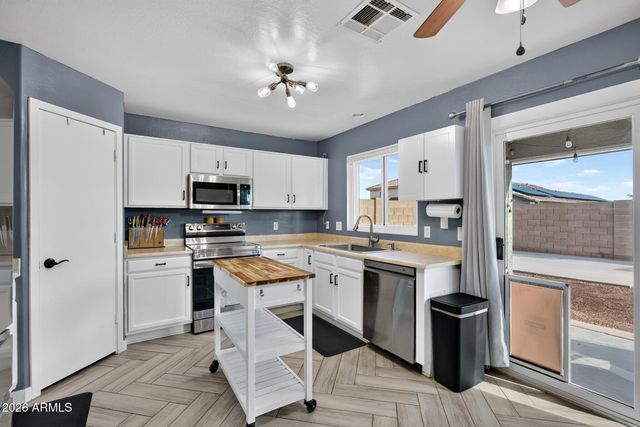 12235 W DAHLIA Drive, El Mirage, AZ 85335