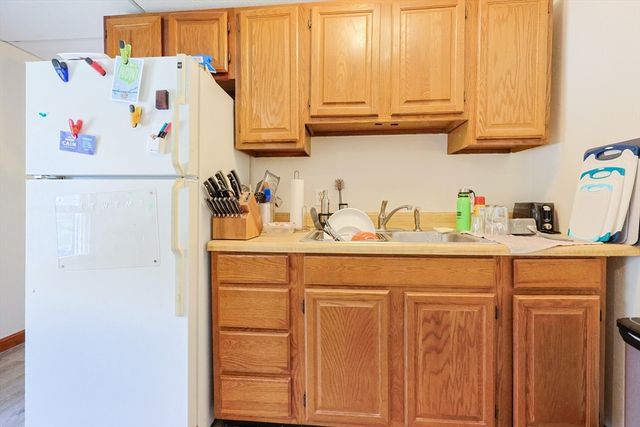 31-33 Leicester Street 4, Oxford, MA 01537