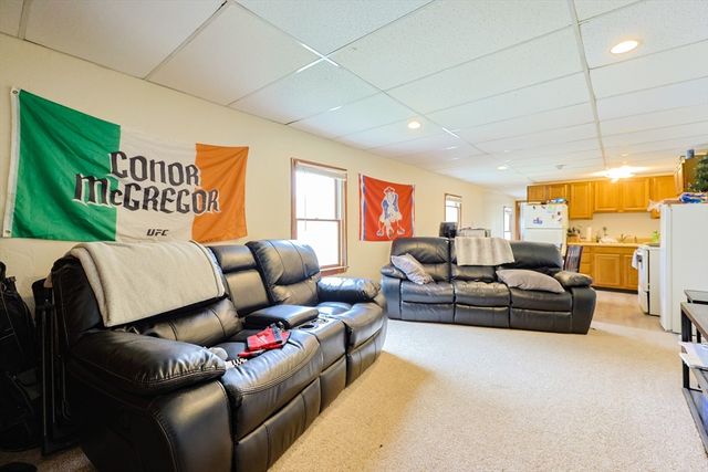 31-33 Leicester Street 4, Oxford, MA 01537