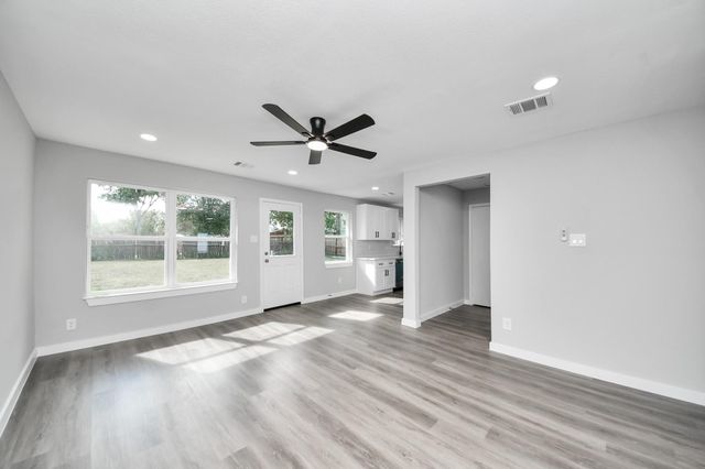 5131 Beechaven Street, Houston, TX 77053