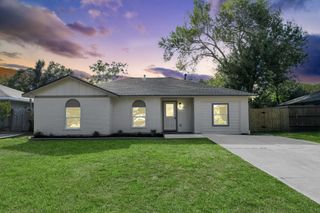 5131 Beechaven Street, Houston, TX 77053