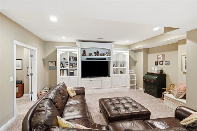 5875 Falling Brook Drive, Mason, OH 45040