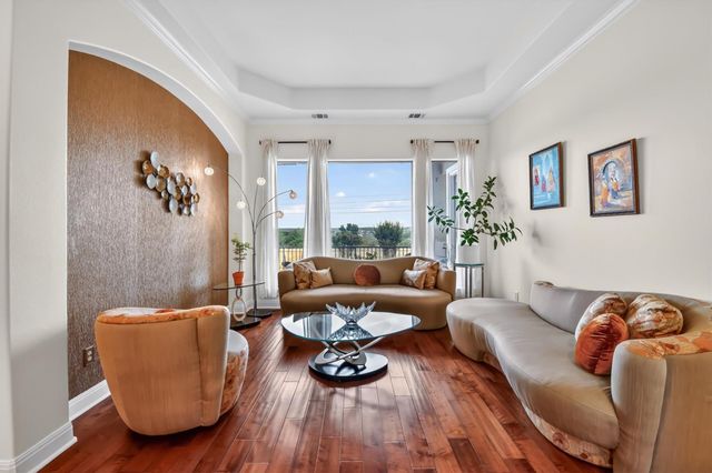 2000 Rio Mesa DR, Austin, TX 78732